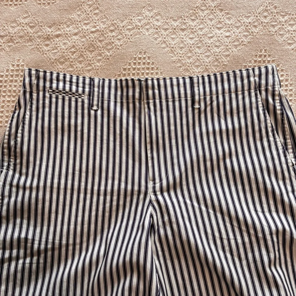 Lands’ End Shorts Blue & White Ticking Striped Bermuda Women’s Sz 14P